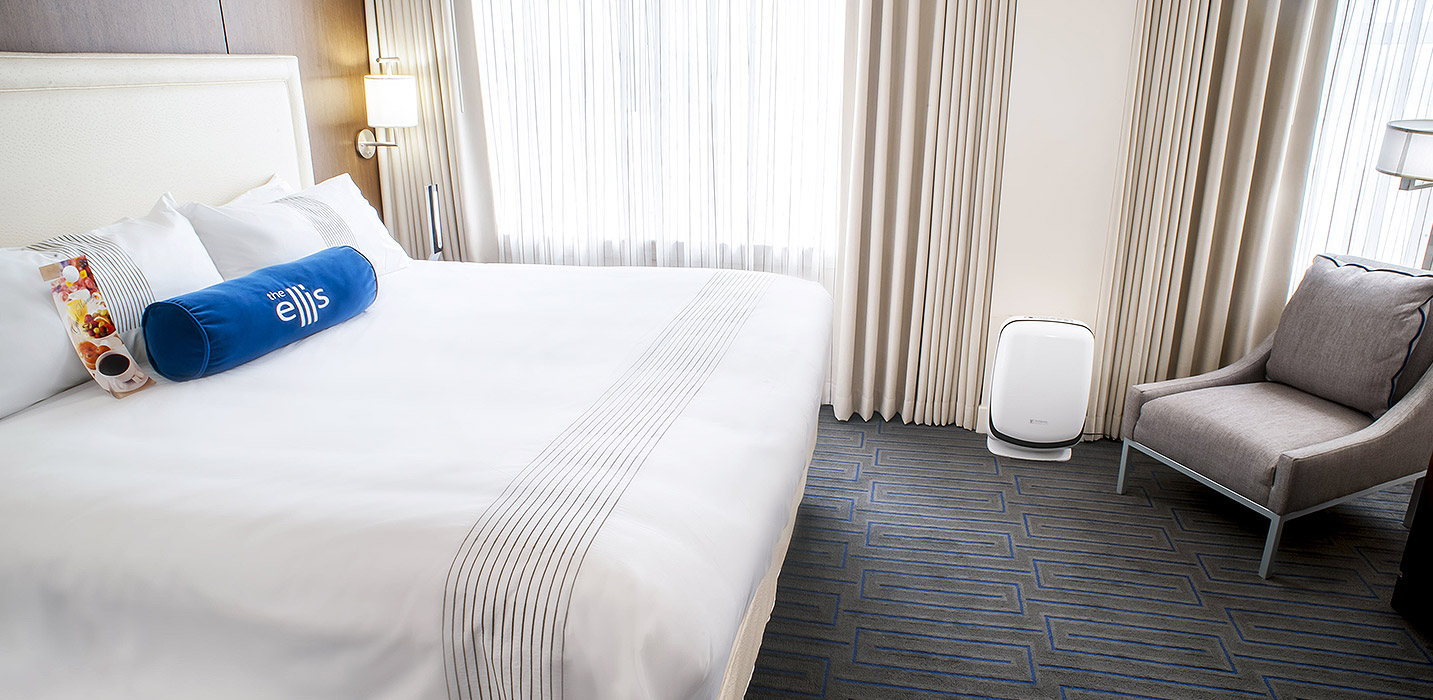 Premium King at Ellis Hotel